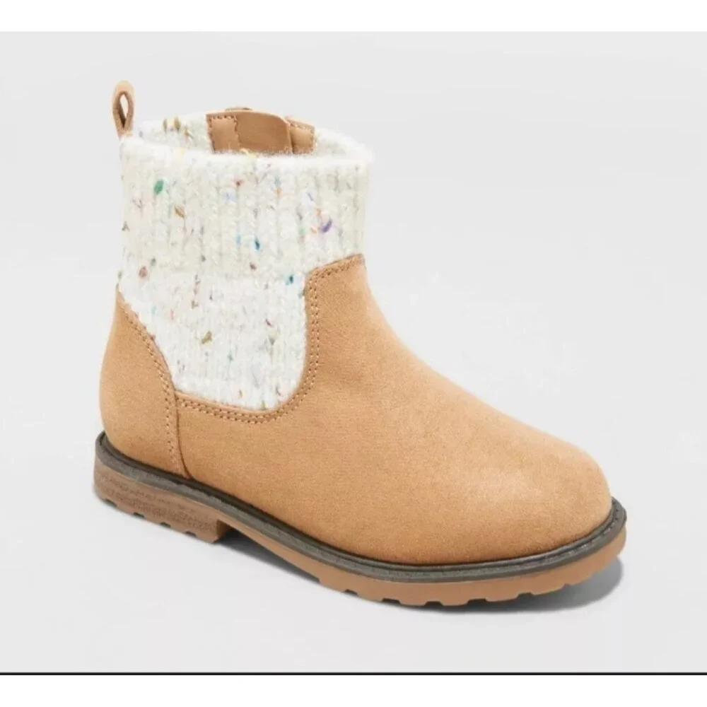 Cat & Jack Toddler Girl’s Emmaline Zipper Boots Cognac size 5 NWT